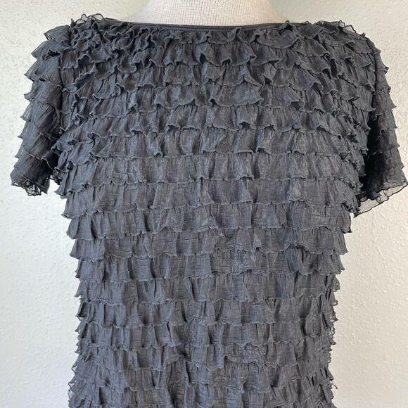 Cocoon Black Sleeveless Ruffled Blouse Top EUC - Picture 2 of 6